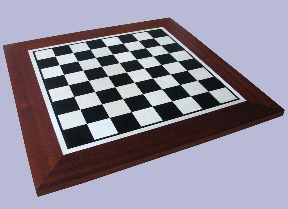 Шахматная доска 5 на 5. Шахматная доска с фигурами вид сбоку. Шахматная доска сверху и сбоку. Шахматы доска. Шахматная доска для детей.